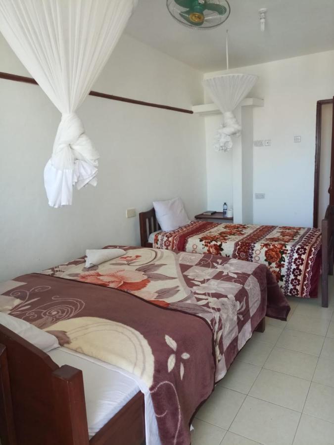 Golden Guest House- Miritini Mombasa Bagian luar foto